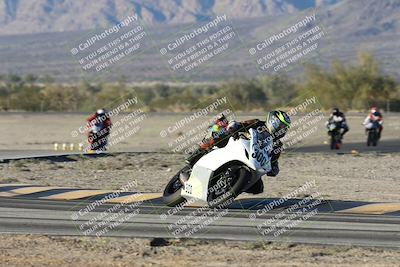 media/Dec-07-2025-CVMA (Sun) [[3e7d2de5dc]]/Race 18-Formula Twins-Formula 40 UL/